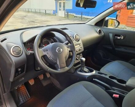Черный Ниссан Кашкай, объемом двигателя 1.6 л и пробегом 211 тыс. км за 10800 $, фото 9 на Automoto.ua