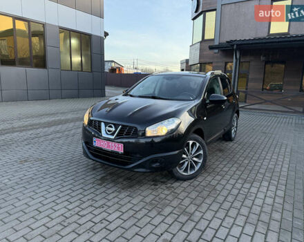 Черный Ниссан Кашкай, объемом двигателя 2 л и пробегом 240 тыс. км за 9999 $, фото 1 на Automoto.ua