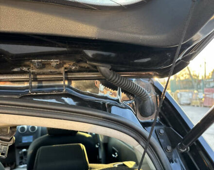 Черный Ниссан Кашкай, объемом двигателя 1.46 л и пробегом 261 тыс. км за 10700 $, фото 2 на Automoto.ua