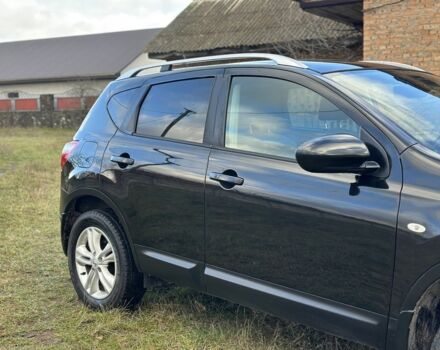 Черный Ниссан Кашкай, объемом двигателя 1.5 л и пробегом 241 тыс. км за 10500 $, фото 6 на Automoto.ua