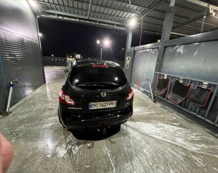 Черный Ниссан Кашкай, объемом двигателя 2 л и пробегом 237 тыс. км за 11500 $, фото 3 на Automoto.ua