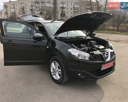 Черный Ниссан Кашкай, объемом двигателя 1.5 л и пробегом 192 тыс. км за 11500 $, фото 59 на Automoto.ua