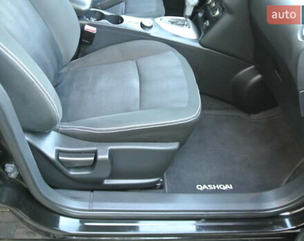 Черный Ниссан Кашкай, объемом двигателя 2 л и пробегом 220 тыс. км за 13500 $, фото 18 на Automoto.ua