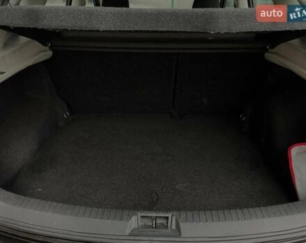 Черный Ниссан Кашкай, объемом двигателя 1.6 л и пробегом 170 тыс. км за 10699 $, фото 20 на Automoto.ua