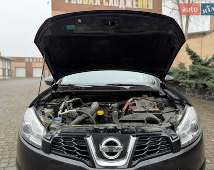 Черный Ниссан Кашкай, объемом двигателя 1.46 л и пробегом 280 тыс. км за 9400 $, фото 46 на Automoto.ua