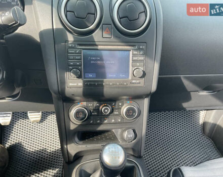 Черный Ниссан Кашкай, объемом двигателя 1.5 л и пробегом 218 тыс. км за 11800 $, фото 12 на Automoto.ua