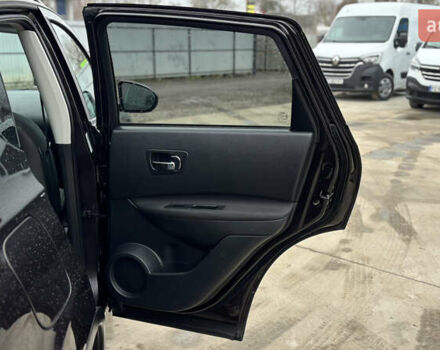 Черный Ниссан Кашкай, объемом двигателя 1.5 л и пробегом 196 тыс. км за 10800 $, фото 52 на Automoto.ua