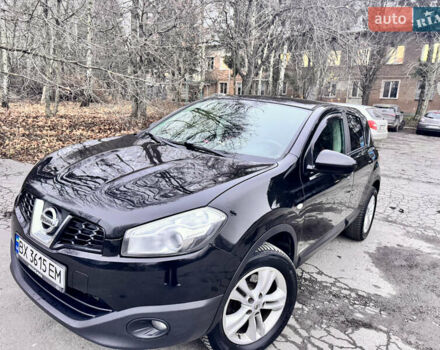 Черный Ниссан Кашкай, объемом двигателя 1.6 л и пробегом 300 тыс. км за 10300 $, фото 1 на Automoto.ua