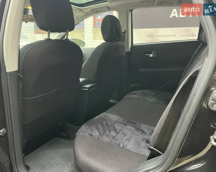 Черный Ниссан Кашкай, объемом двигателя 1.6 л и пробегом 230 тыс. км за 11000 $, фото 18 на Automoto.ua