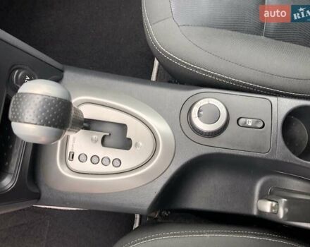 Черный Ниссан Кашкай, объемом двигателя 2 л и пробегом 184 тыс. км за 13600 $, фото 62 на Automoto.ua