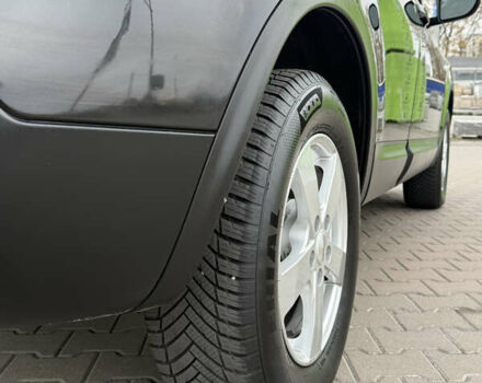 Чорний Ніссан Кашкай, об'ємом двигуна 1.6 л та пробігом 178 тис. км за 12200 $, фото 89 на Automoto.ua