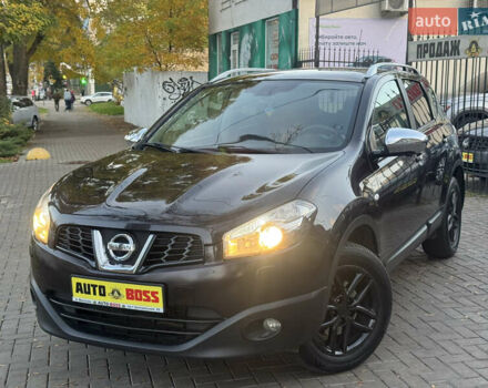 Черный Ниссан Кашкай, объемом двигателя 2 л и пробегом 229 тыс. км за 12999 $, фото 4 на Automoto.ua