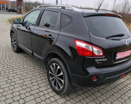 Черный Ниссан Кашкай, объемом двигателя 1.6 л и пробегом 236 тыс. км за 10700 $, фото 7 на Automoto.ua