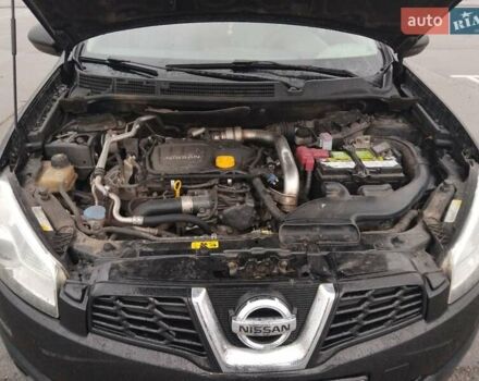 Черный Ниссан Кашкай, объемом двигателя 1.6 л и пробегом 238 тыс. км за 10200 $, фото 3 на Automoto.ua