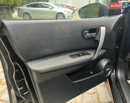 Черный Ниссан Кашкай, объемом двигателя 1.6 л и пробегом 219 тыс. км за 11350 $, фото 11 на Automoto.ua