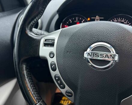 Черный Ниссан Кашкай, объемом двигателя 1.6 л и пробегом 248 тыс. км за 12000 $, фото 14 на Automoto.ua