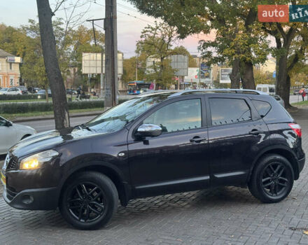 Черный Ниссан Кашкай, объемом двигателя 2 л и пробегом 229 тыс. км за 12999 $, фото 5 на Automoto.ua