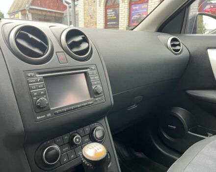 Черный Ниссан Кашкай, объемом двигателя 1.6 л и пробегом 219 тыс. км за 11350 $, фото 16 на Automoto.ua