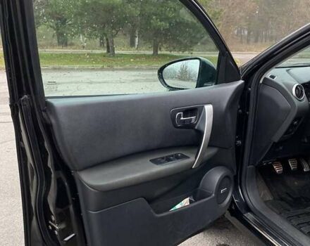 Черный Ниссан Кашкай, объемом двигателя 1.6 л и пробегом 252 тыс. км за 11700 $, фото 9 на Automoto.ua