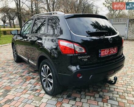 Черный Ниссан Кашкай, объемом двигателя 2 л и пробегом 184 тыс. км за 13600 $, фото 4 на Automoto.ua