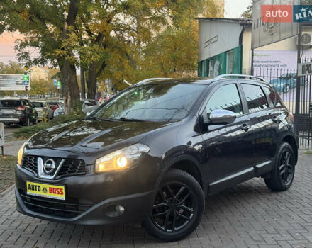 Черный Ниссан Кашкай, объемом двигателя 2 л и пробегом 229 тыс. км за 12999 $, фото 3 на Automoto.ua