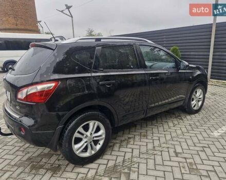 Черный Ниссан Кашкай, объемом двигателя 1.6 л и пробегом 290 тыс. км за 11500 $, фото 1 на Automoto.ua