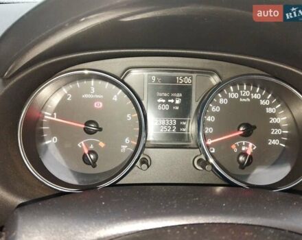 Черный Ниссан Кашкай, объемом двигателя 1.6 л и пробегом 238 тыс. км за 10200 $, фото 5 на Automoto.ua