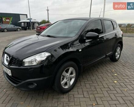 Черный Ниссан Кашкай, объемом двигателя 1.6 л и пробегом 196 тыс. км за 10500 $, фото 1 на Automoto.ua