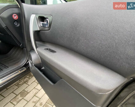 Черный Ниссан Кашкай, объемом двигателя 1.5 л и пробегом 208 тыс. км за 11700 $, фото 15 на Automoto.ua