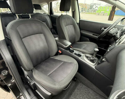 Чорний Ніссан Кашкай, об'ємом двигуна 1.6 л та пробігом 178 тис. км за 12200 $, фото 101 на Automoto.ua