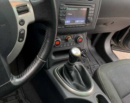 Черный Ниссан Кашкай, объемом двигателя 1.6 л и пробегом 252 тыс. км за 11700 $, фото 8 на Automoto.ua