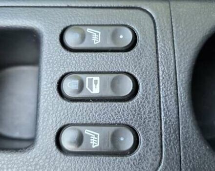 Черный Ниссан Кашкай, объемом двигателя 2 л и пробегом 210 тыс. км за 11500 $, фото 18 на Automoto.ua