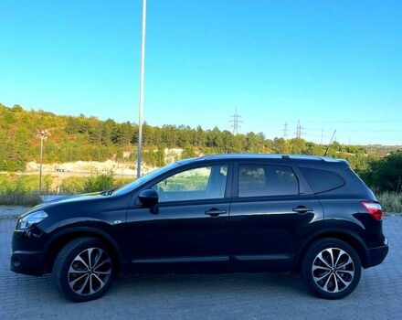 Черный Ниссан Кашкай, объемом двигателя 1.6 л и пробегом 285 тыс. км за 11600 $, фото 3 на Automoto.ua