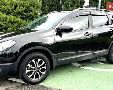 Черный Ниссан Кашкай, объемом двигателя 1.5 л и пробегом 220 тыс. км за 10950 $, фото 1 на Automoto.ua