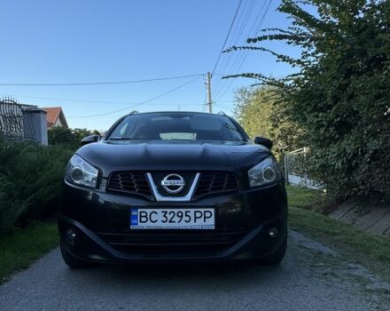 Черный Ниссан Кашкай, объемом двигателя 1.6 л и пробегом 295 тыс. км за 12200 $, фото 6 на Automoto.ua