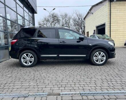 Черный Ниссан Кашкай, объемом двигателя 1.6 л и пробегом 248 тыс. км за 12000 $, фото 7 на Automoto.ua