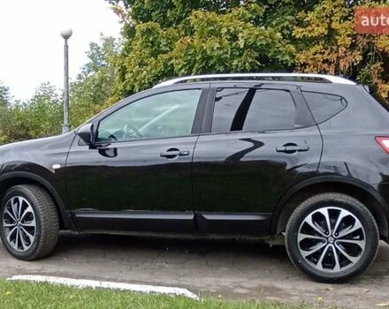 Чорний Ніссан Кашкай, об'ємом двигуна 1.5 л та пробігом 171 тис. км за 12599 $, фото 2 на Automoto.ua