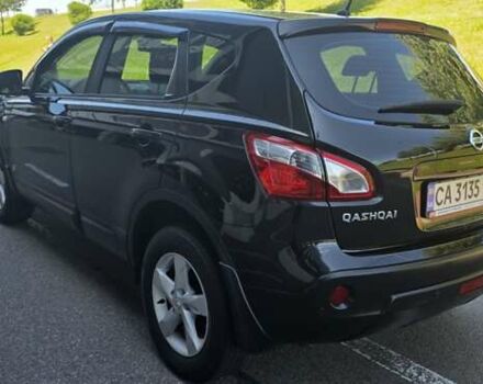 Черный Ниссан Кашкай, объемом двигателя 2 л и пробегом 210 тыс. км за 11500 $, фото 6 на Automoto.ua