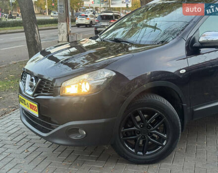 Черный Ниссан Кашкай, объемом двигателя 2 л и пробегом 229 тыс. км за 12999 $, фото 6 на Automoto.ua