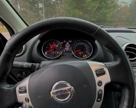 Черный Ниссан Кашкай, объемом двигателя 1.6 л и пробегом 252 тыс. км за 11700 $, фото 7 на Automoto.ua