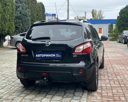 Черный Ниссан Кашкай, объемом двигателя 1.6 л и пробегом 219 тыс. км за 11350 $, фото 4 на Automoto.ua