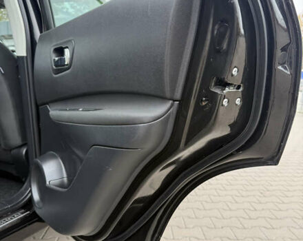 Чорний Ніссан Кашкай, об'ємом двигуна 1.6 л та пробігом 178 тис. км за 12200 $, фото 60 на Automoto.ua