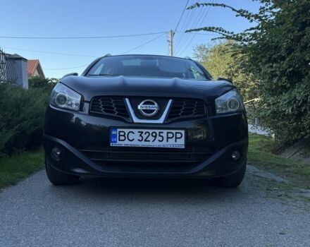 Черный Ниссан Кашкай, объемом двигателя 1.6 л и пробегом 295 тыс. км за 12200 $, фото 7 на Automoto.ua