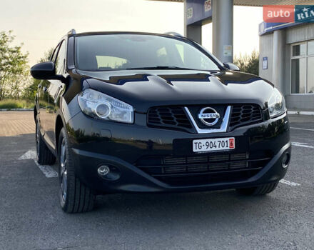 Черный Ниссан Кашкай, объемом двигателя 1.6 л и пробегом 231 тыс. км за 11700 $, фото 1 на Automoto.ua