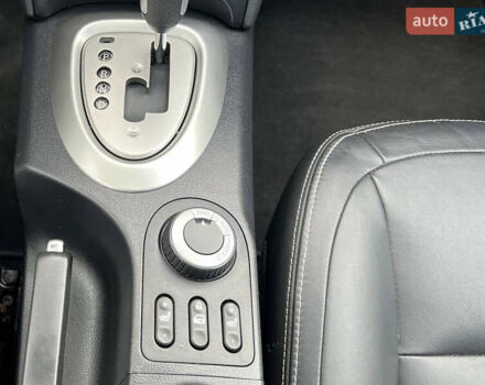 Чорний Ніссан Кашкай, об'ємом двигуна 2 л та пробігом 240 тис. км за 12900 $, фото 52 на Automoto.ua