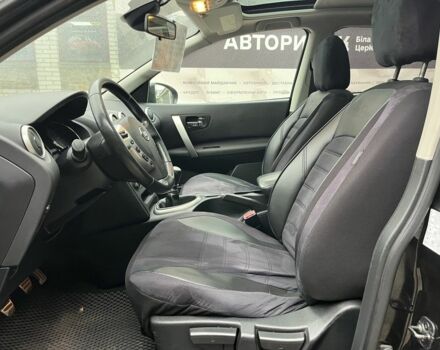 Черный Ниссан Кашкай, объемом двигателя 1.6 л и пробегом 230 тыс. км за 11000 $, фото 12 на Automoto.ua