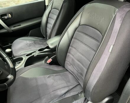 Черный Ниссан Кашкай, объемом двигателя 1.6 л и пробегом 230 тыс. км за 11000 $, фото 13 на Automoto.ua