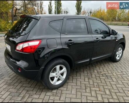 Черный Ниссан Кашкай, объемом двигателя 1.6 л и пробегом 196 тыс. км за 10500 $, фото 11 на Automoto.ua