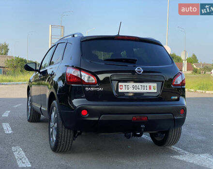 Черный Ниссан Кашкай, объемом двигателя 1.6 л и пробегом 231 тыс. км за 11700 $, фото 10 на Automoto.ua
