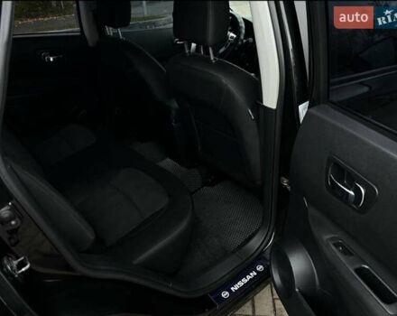 Черный Ниссан Кашкай, объемом двигателя 1.6 л и пробегом 196 тыс. км за 10500 $, фото 7 на Automoto.ua